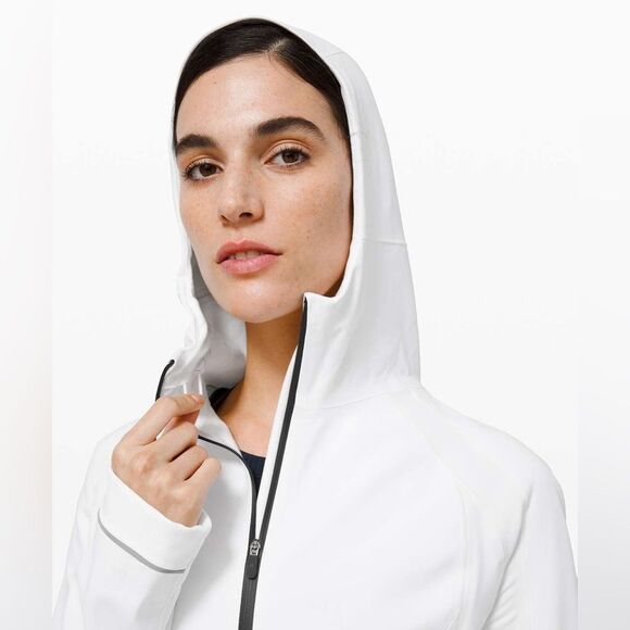 Lululemon Cross Chill Full Zip Jacket in White - Picture 4 of 10
